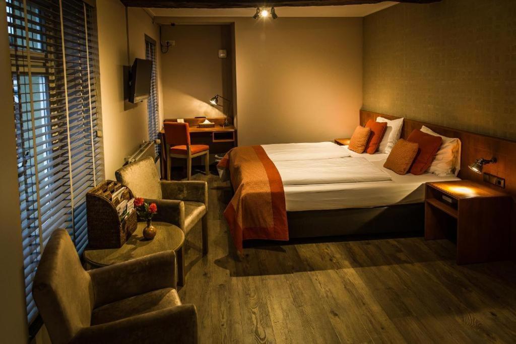 סיטארד Hotel De Limbourg מראה חיצוני תמונה