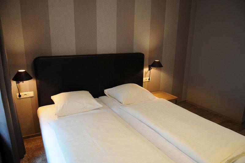 סיטארד Hotel De Limbourg מראה חיצוני תמונה